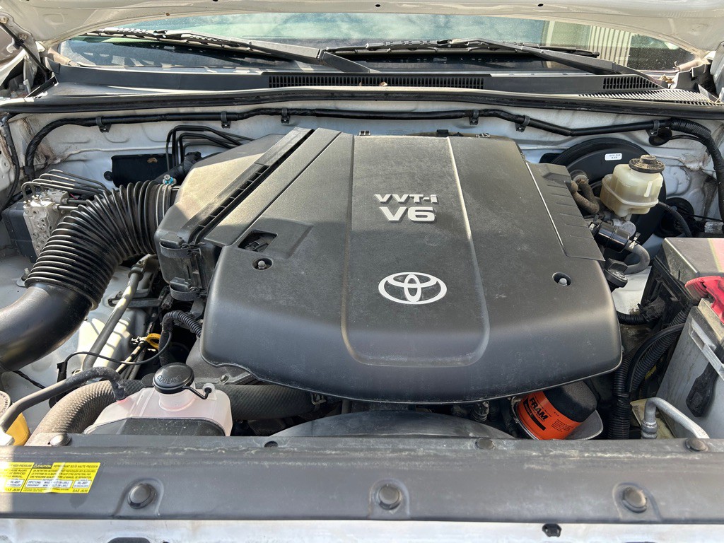 2010 Toyota Tacoma Image 14