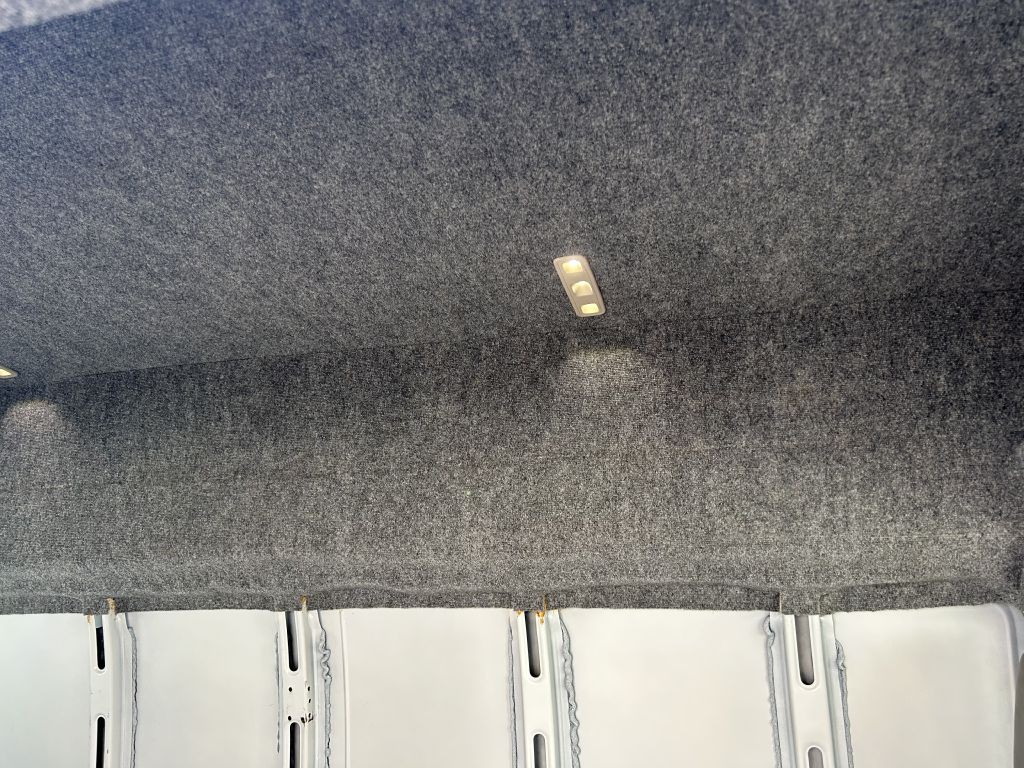 2015 Chevrolet Express Image 13