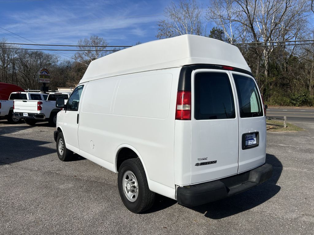 2015 Chevrolet Express Image 7