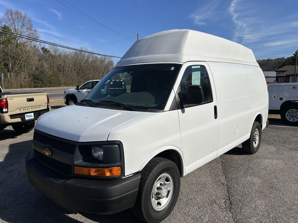 2015 Chevrolet Express Image 6