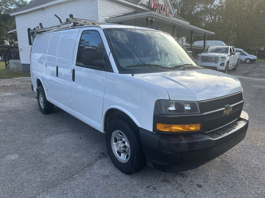 2021 Chevrolet Express Image 3