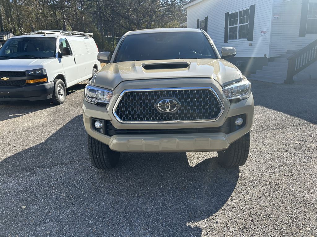 2018 Toyota Tacoma Image 8