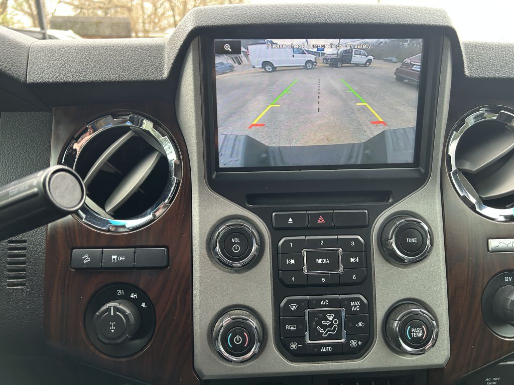 2016 Ford F-250 Image 18