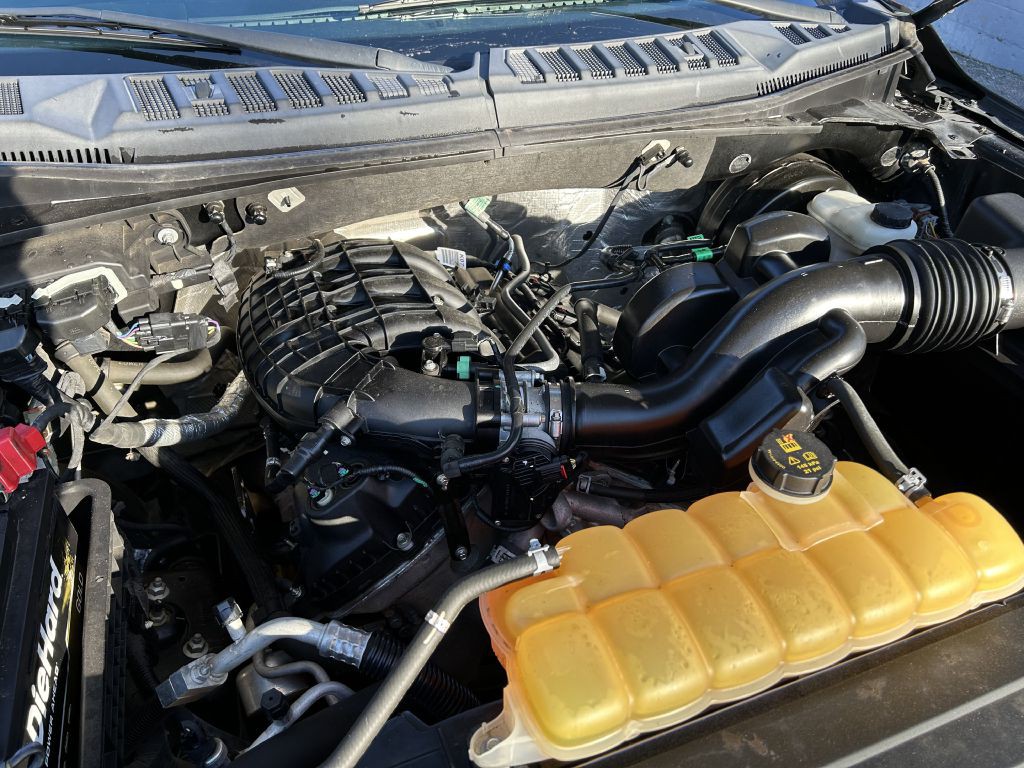 2015 Ford F-150 Image 17