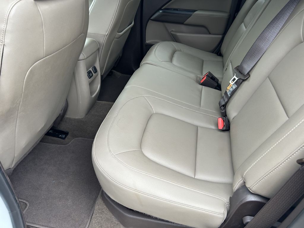 2015 GMC Canyon Image 16