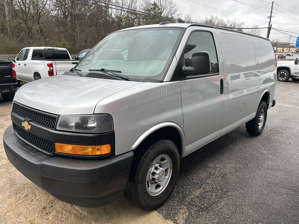 2020 Chevrolet Express Image 6