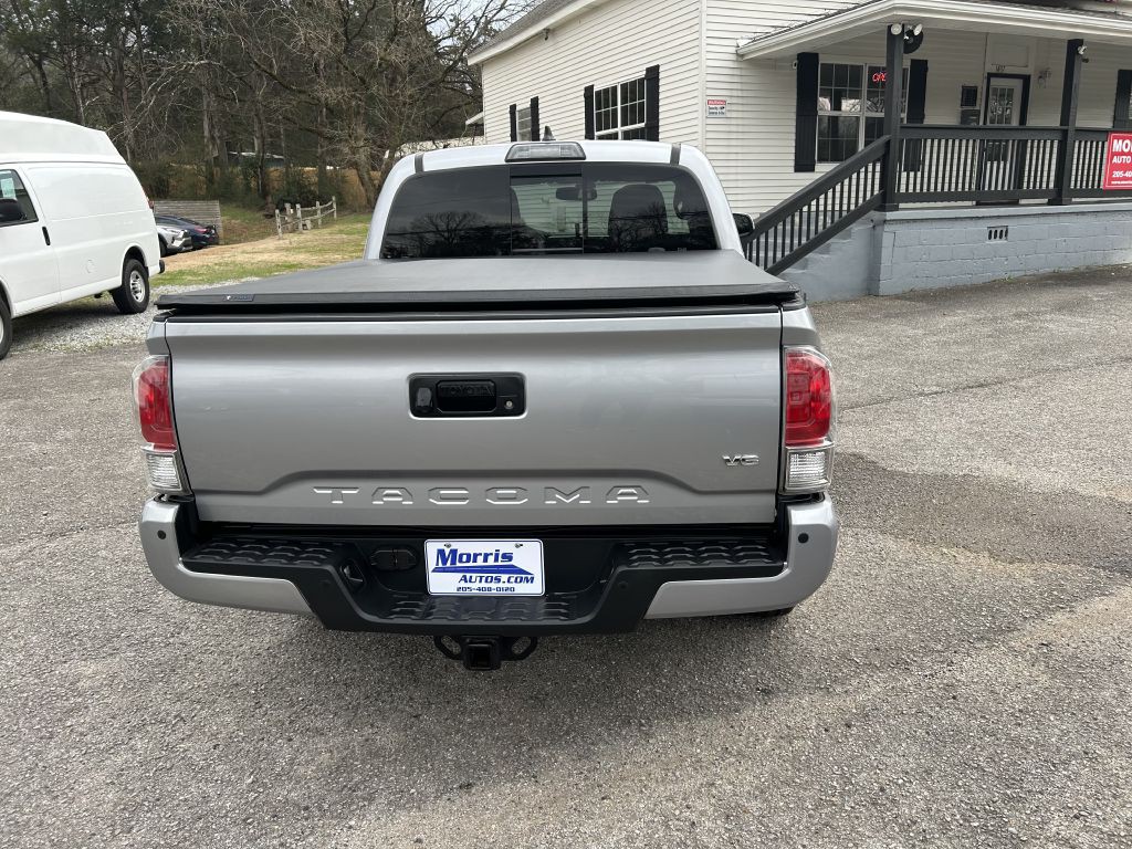 2017 Toyota Tacoma Image 6