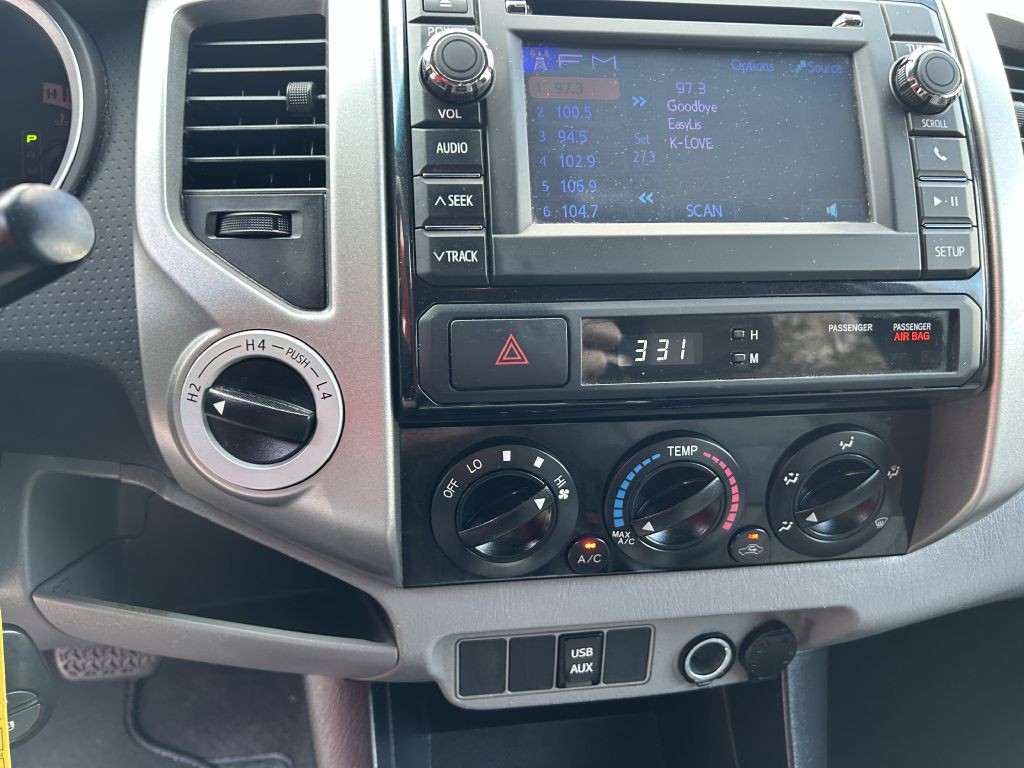 2013 Toyota Tacoma Image 11