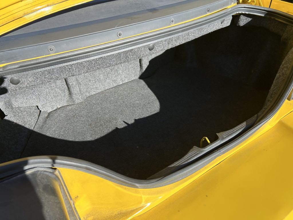 2004 Ford Mustang Image 11