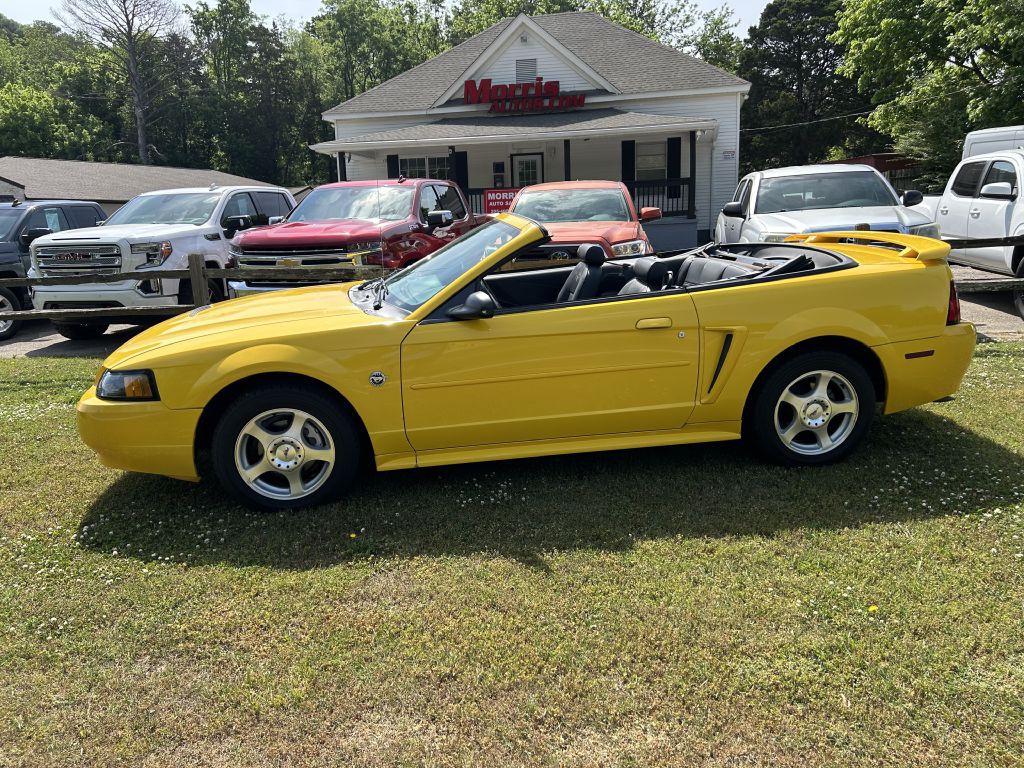 2004 Ford Mustang Image 20
