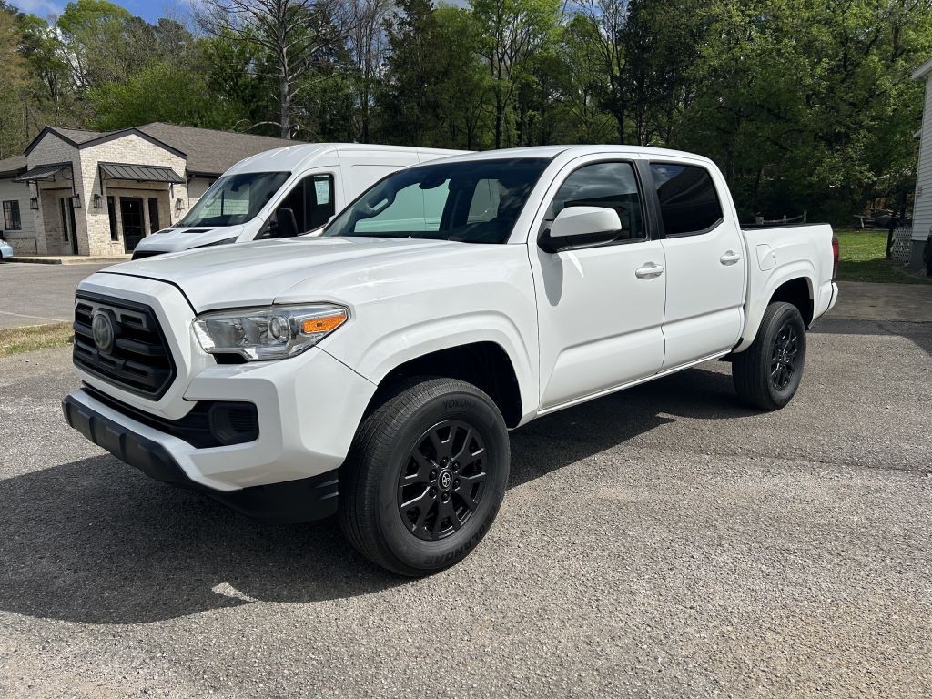 2019 Toyota Tacoma Image 1