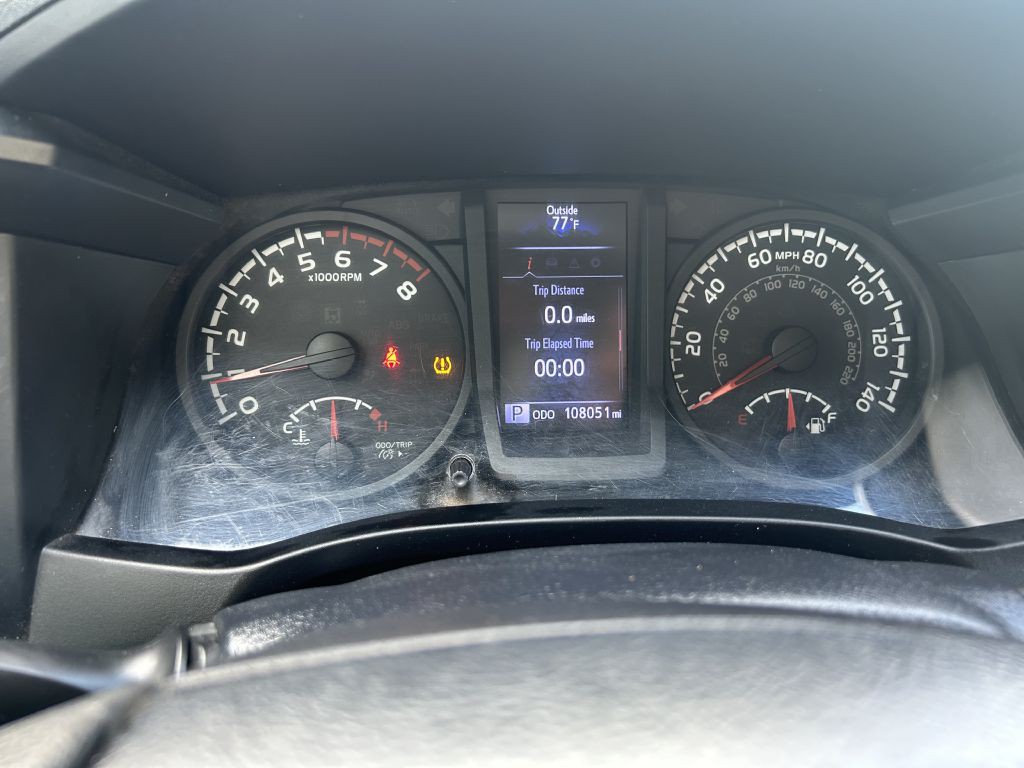 2019 Toyota Tacoma Image 10