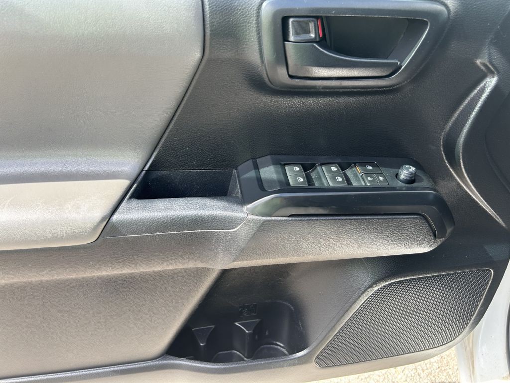 2019 Toyota Tacoma Image 15