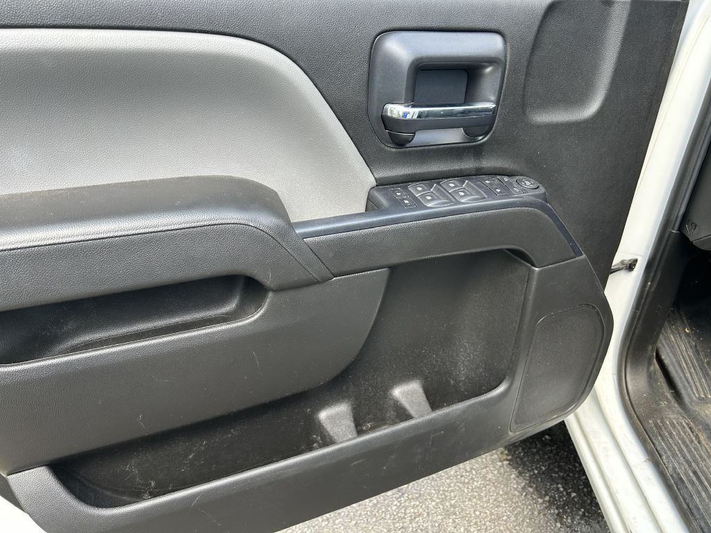 2019 Chevrolet Silverado 1500 Image 17