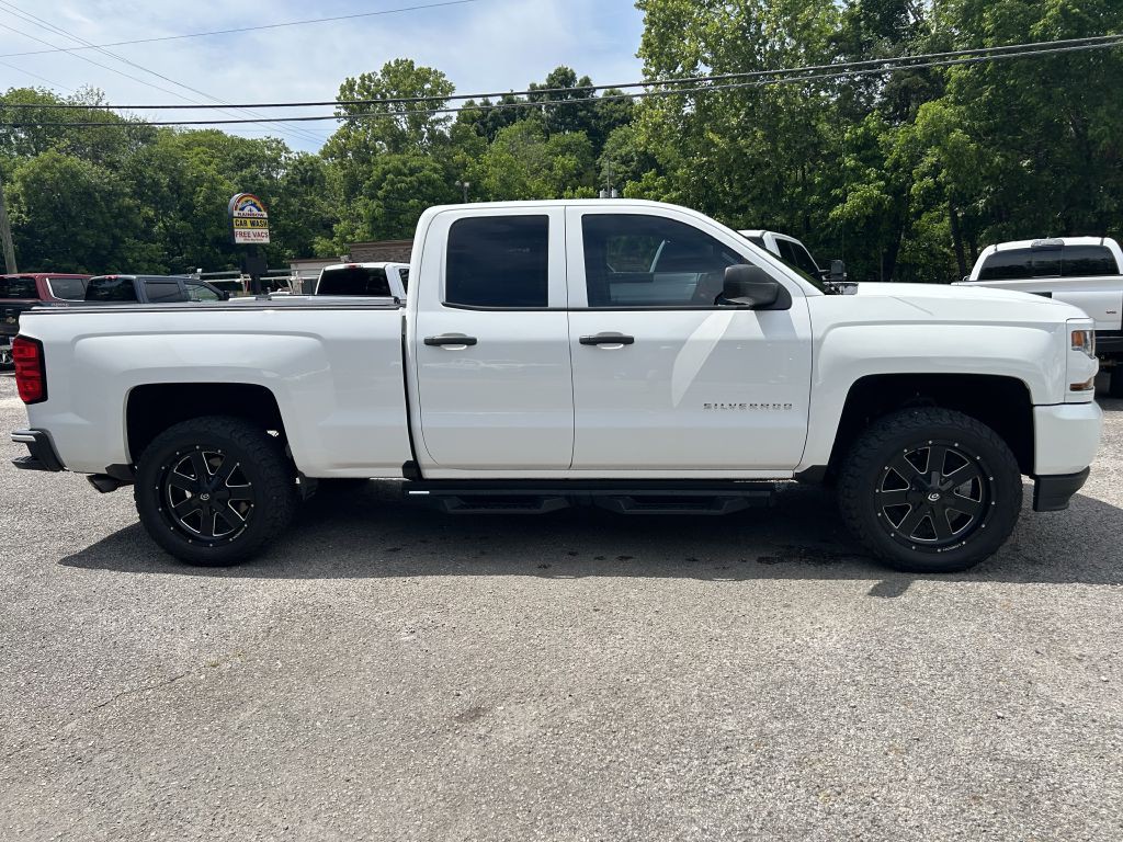 2016 Chevrolet Silverado 1500 Image 2