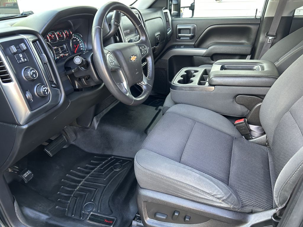 2017 Chevrolet Silverado 1500 Image 9