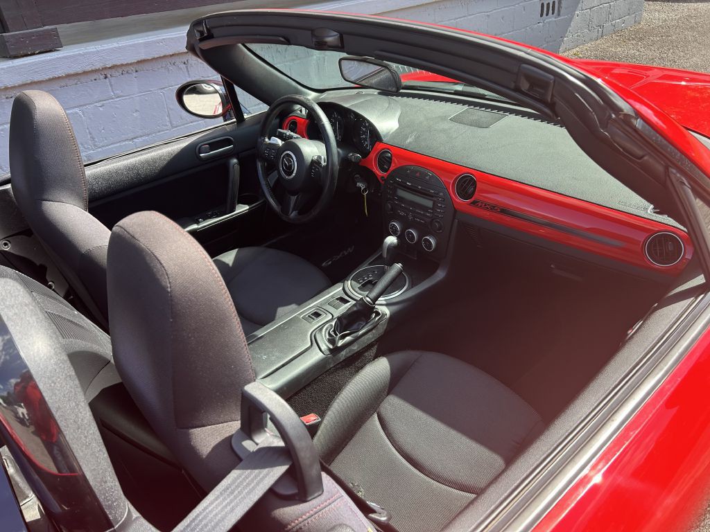 2015 Mazda MX-5 Miata Image 10