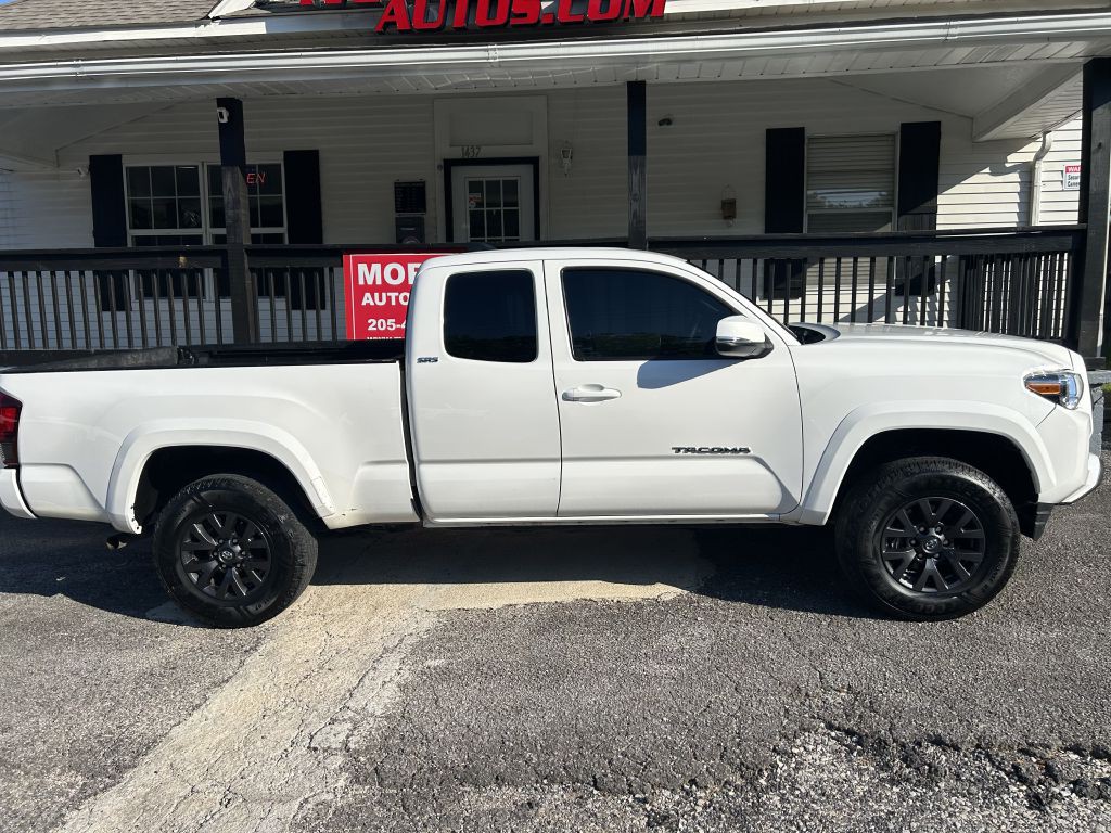2021 Toyota Tacoma Image 8