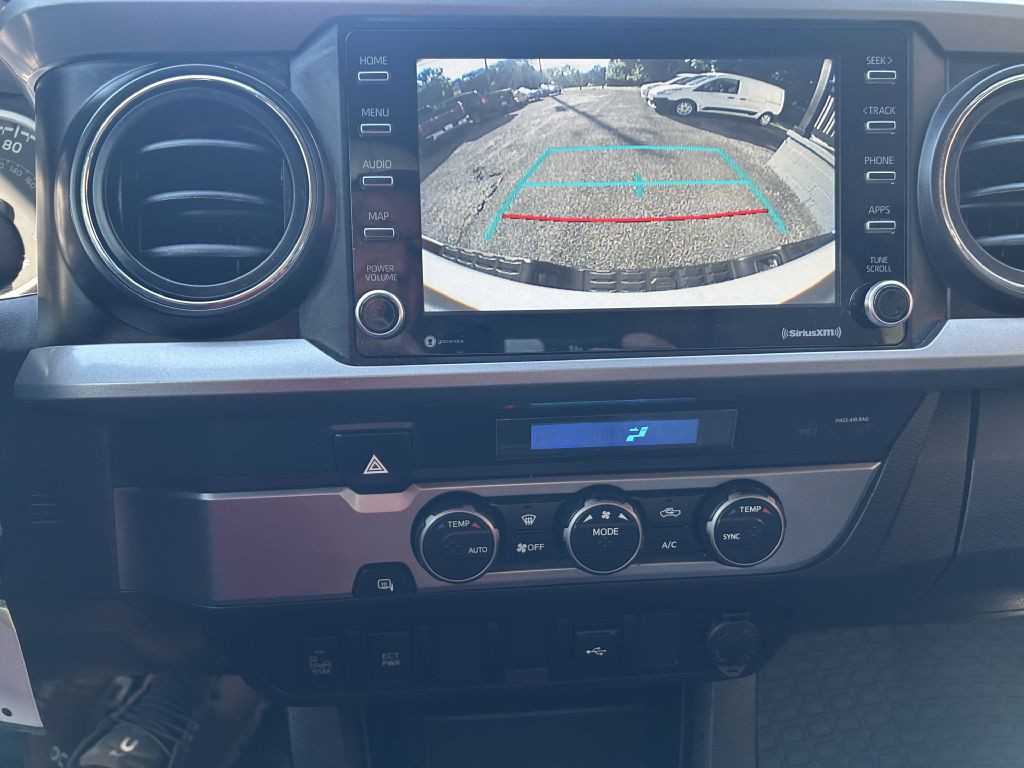 2021 Toyota Tacoma Image 12