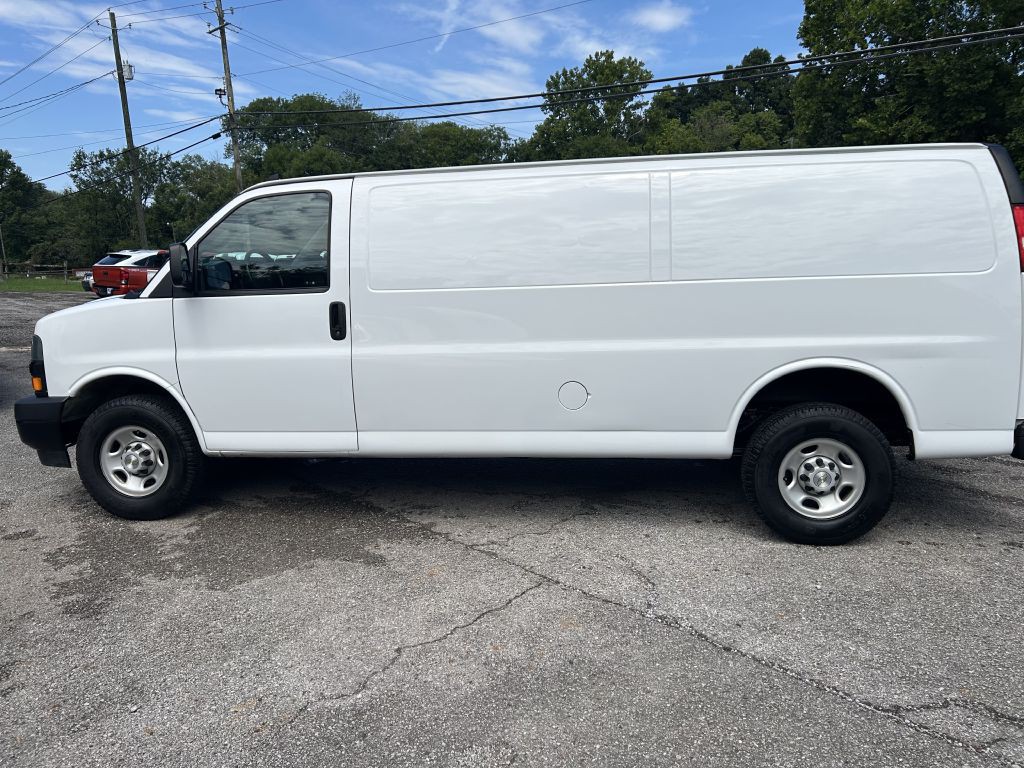 2023 Chevrolet Express Image 8