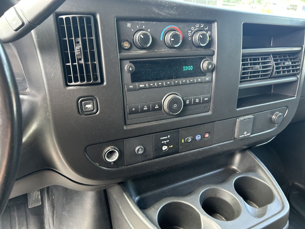 2023 Chevrolet Express Image 11