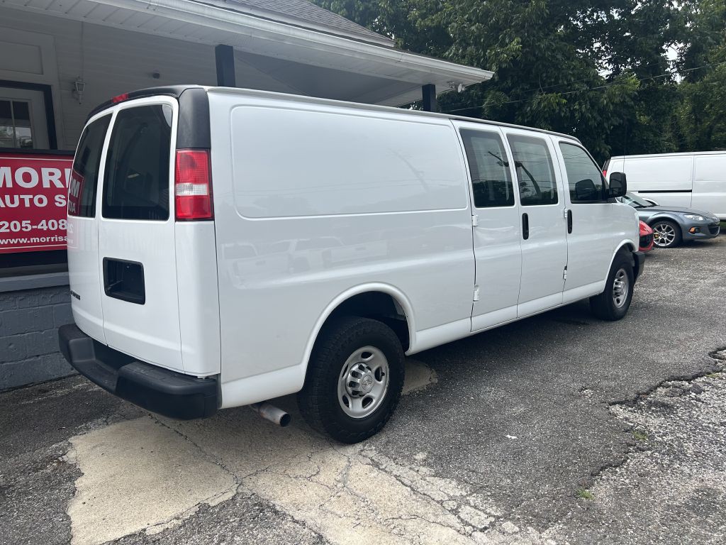 2020 Chevrolet Express Image 4