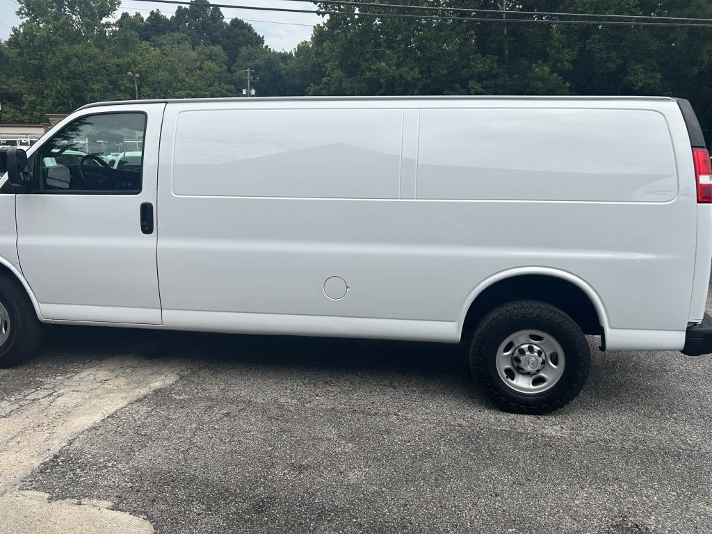 2020 Chevrolet Express Image 7