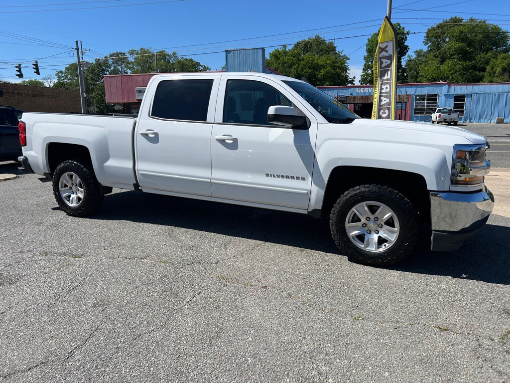 2018 Chevrolet Silverado 1500 Image 3