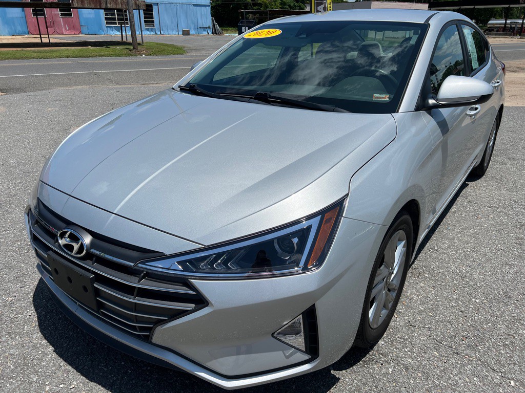 2020 Hyundai Elantra Image 2