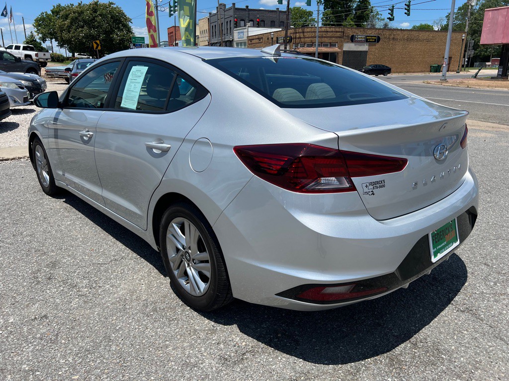 2020 Hyundai Elantra Image 7