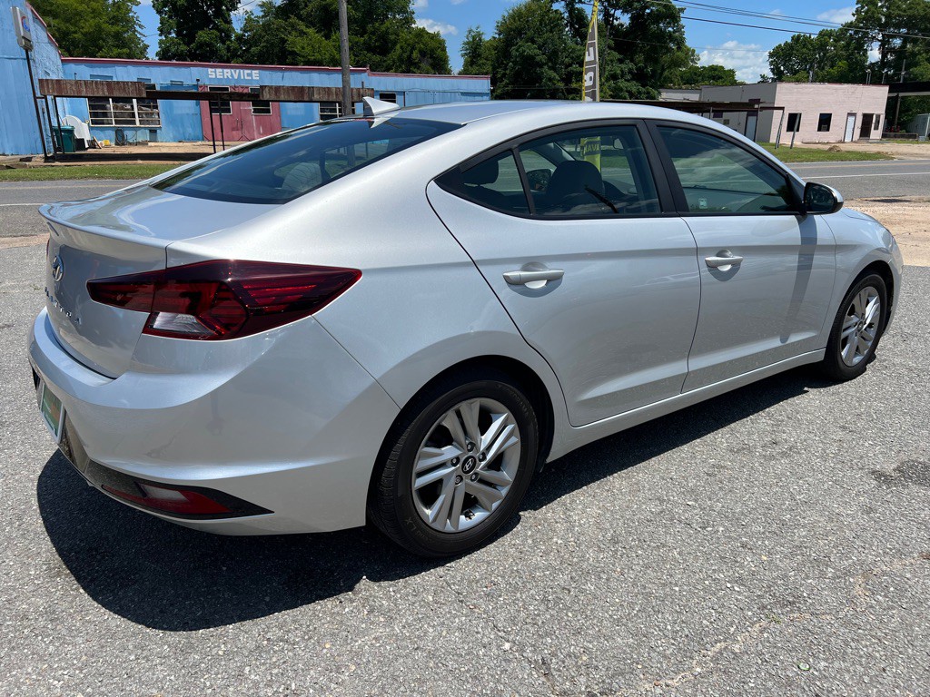 2020 Hyundai Elantra Image 14