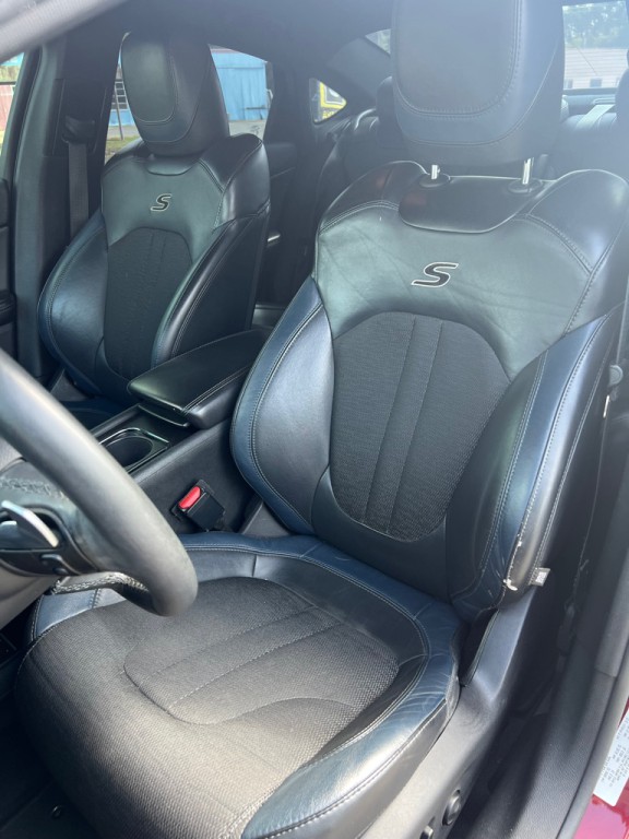 2015 Chrysler 200 Image 22