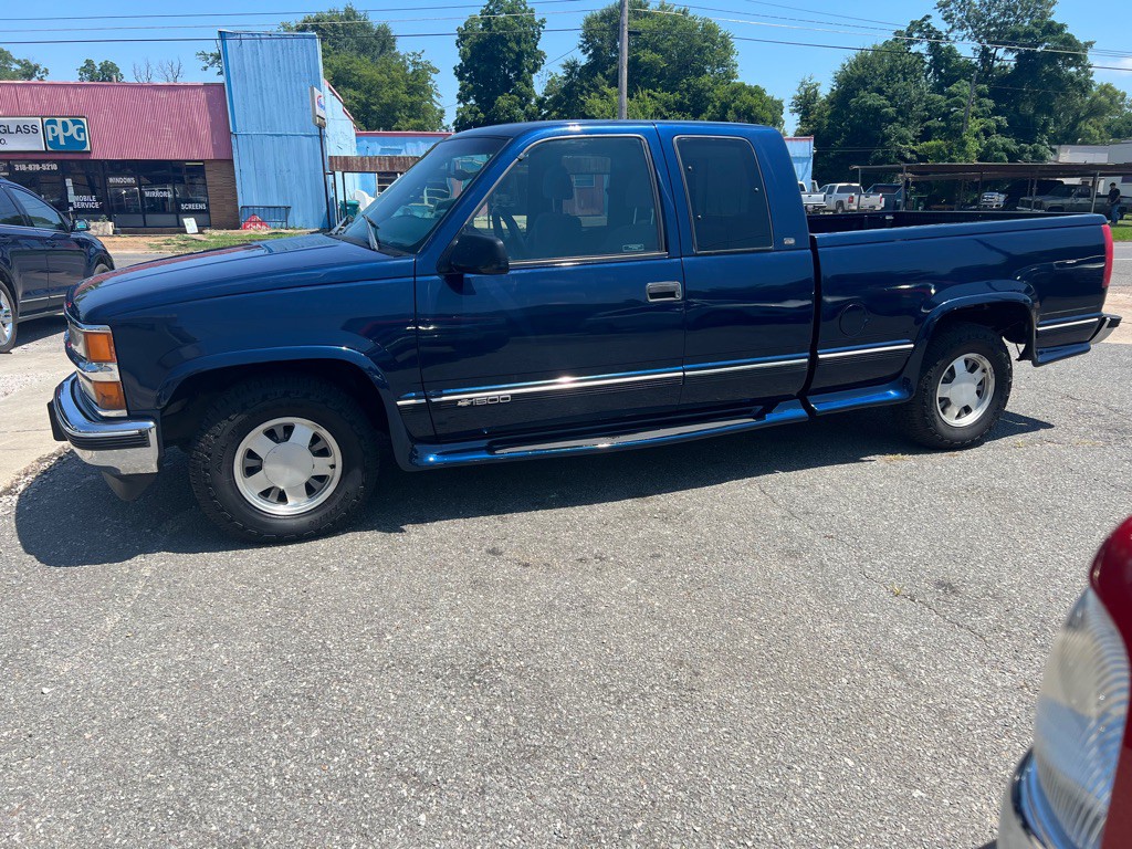 1998 Chevrolet C/K Image 3