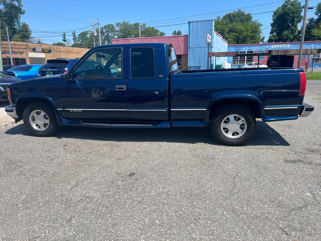 1998 Chevrolet C/K Image 4