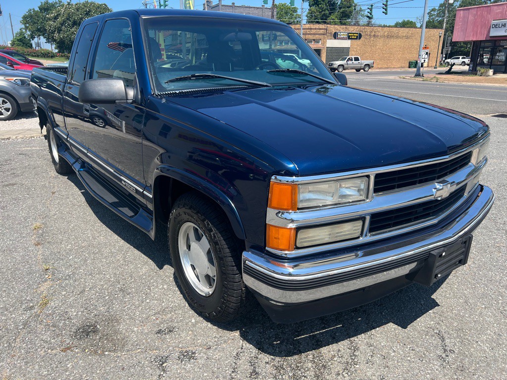 1998 Chevrolet C/K Image 9