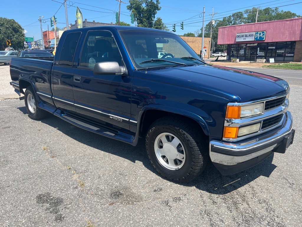 1998 Chevrolet C/K Image 10
