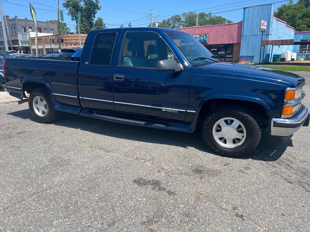 1998 Chevrolet C/K Image 11
