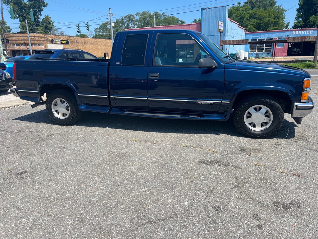 1998 Chevrolet C/K Image 12