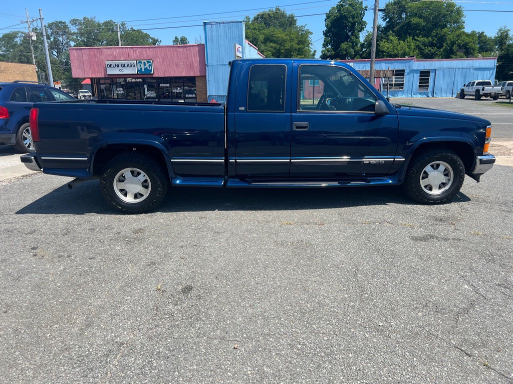 1998 Chevrolet C/K Image 13