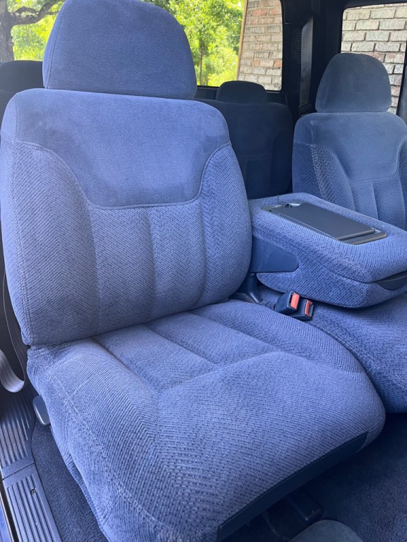 1998 Chevrolet C/K Image 20