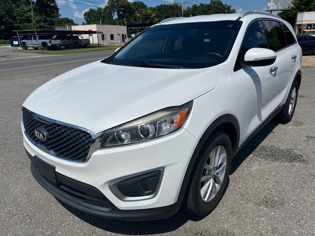 2017 Kia Sorento Image 3