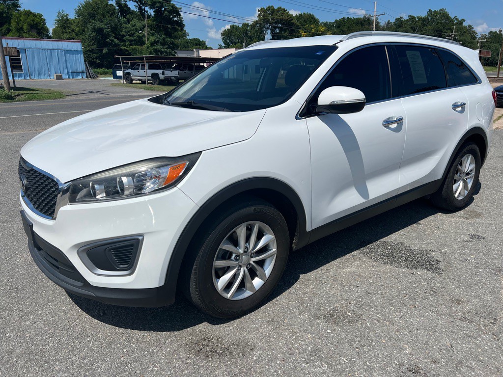 2017 Kia Sorento Image 4