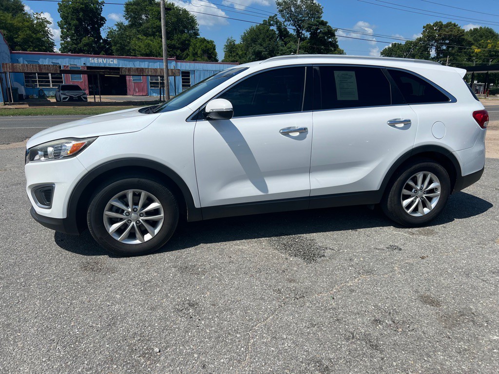 2017 Kia Sorento Image 5