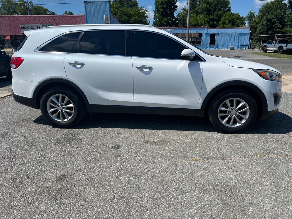 2017 Kia Sorento Image 13