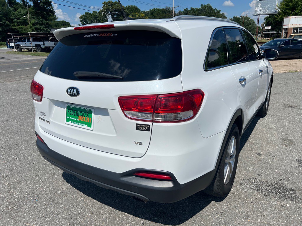 2017 Kia Sorento Image 17