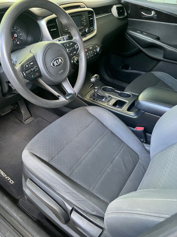 2017 Kia Sorento Image 21