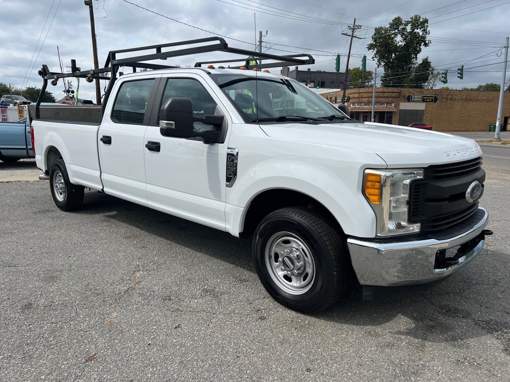 2017 Ford F-250 Image 9