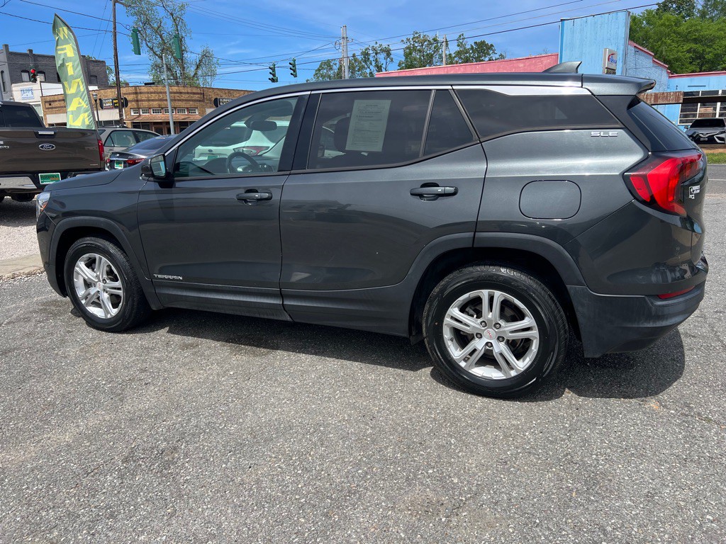 2020 GMC Terrain Image 10