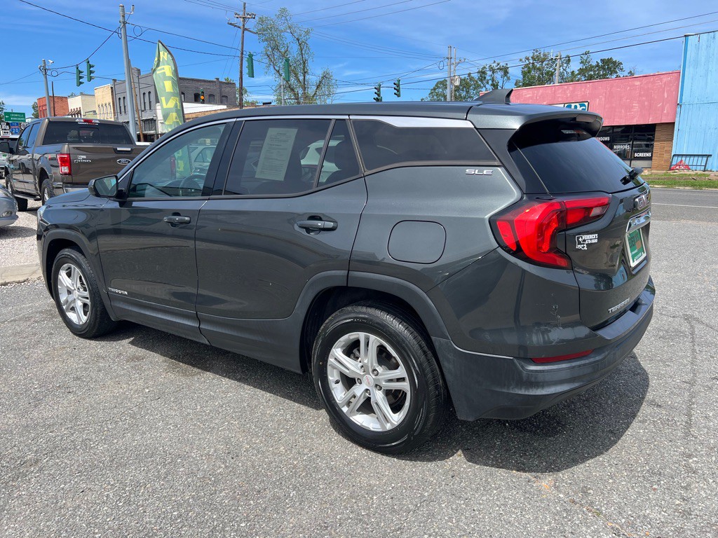 2020 GMC Terrain Image 11