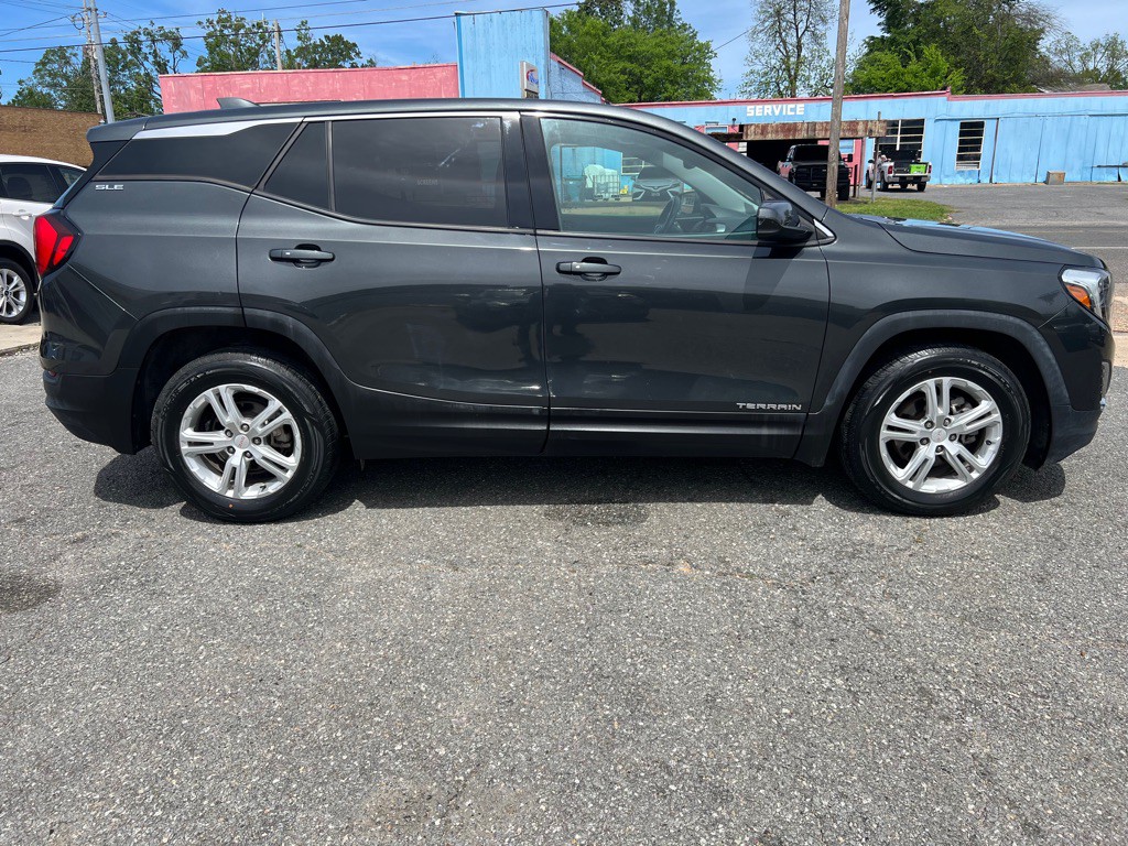2020 GMC Terrain Image 21
